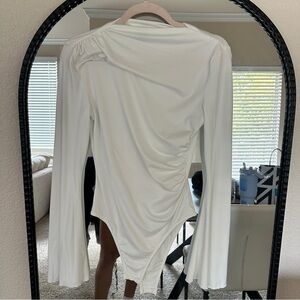 SHEIN White Long Sleeve Bodysuit Size Small
